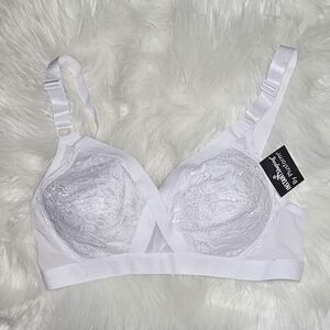 No Boundaries White Lace Wireless Comfort Bra